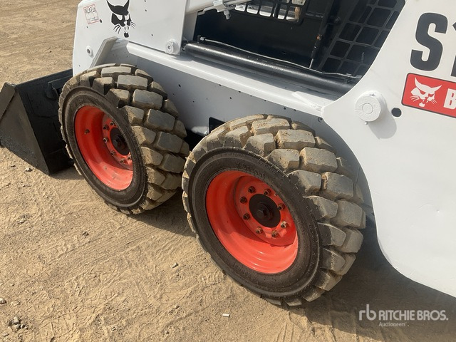 2011 Bobcat S130 - Mini chargeuse: photos 5 2011 Bobcat S130 - Mini chargeuse: photos 5