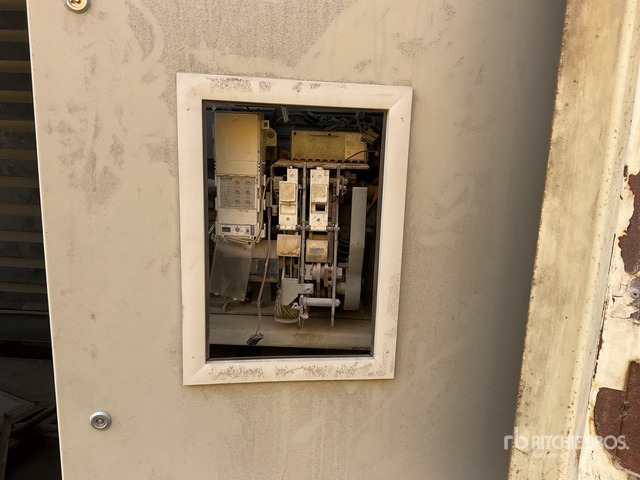 2012 Cummins 1650 kVA Containerized (Inoperable) Generator Set - Groupe électrogène: photos 5 2012 Cummins 1650 kVA Containerized (Inoperable) Generator Set - Groupe électrogène: photos 5