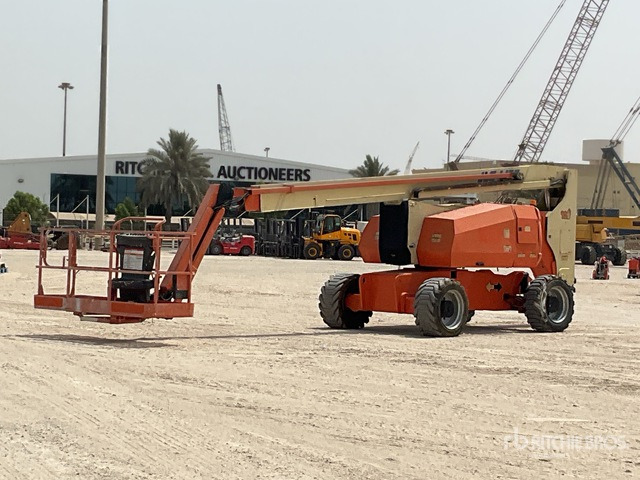 2012 JLG 800AJ 4WD Diesel Articulating Boom Lift - Nacelle articulée: photos 1 2012 JLG 800AJ 4WD Diesel Articulating Boom Lift - Nacelle articulée: photos 1