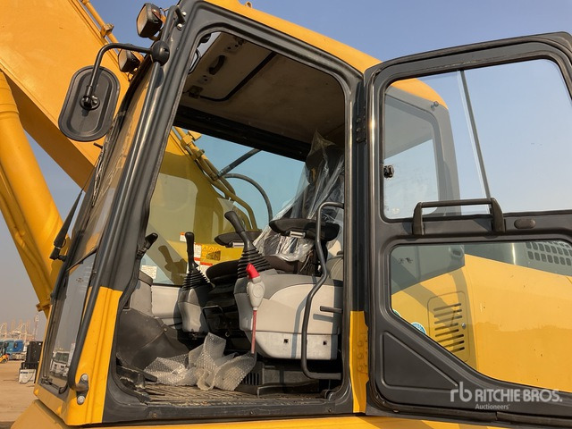 2012 Komatsu PC360-7 Tracked Excavator - Pelle sur chenille: photos 5 2012 Komatsu PC360-7 Tracked Excavator - Pelle sur chenille: photos 5