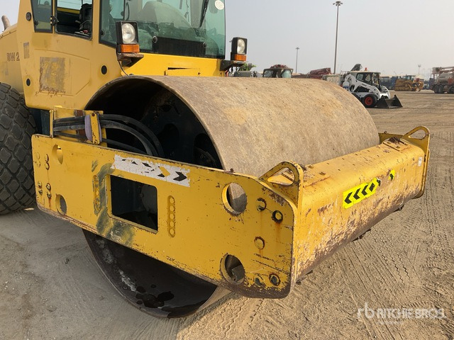 2013 Bomag BW211D-40 - Compacteur à pieds de mouton/ Monocylindre: photos 5 2013 Bomag BW211D-40 - Compacteur à pieds de mouton/ Monocylindre: photos 5