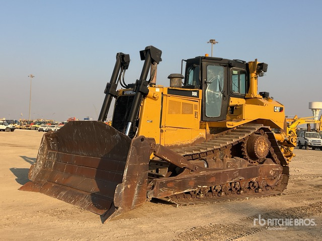 2014 Cat D8R - Bulldozer: photos 1 2014 Cat D8R - Bulldozer: photos 1