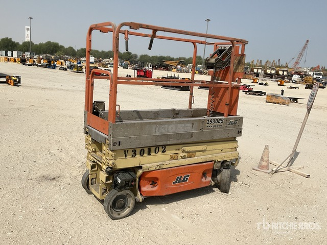 2014 JLG 1930ES Electric Scissor Lift - Nacelle ciseaux: photos 4 2014 JLG 1930ES Electric Scissor Lift - Nacelle ciseaux: photos 4