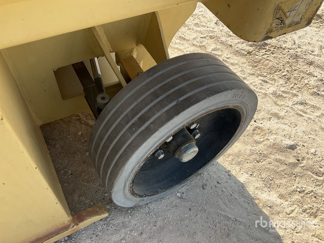 2015 JLG 3248RS Electric Scissor Lift - Nacelle ciseaux: photos 4 2015 JLG 3248RS Electric Scissor Lift - Nacelle ciseaux: photos 4