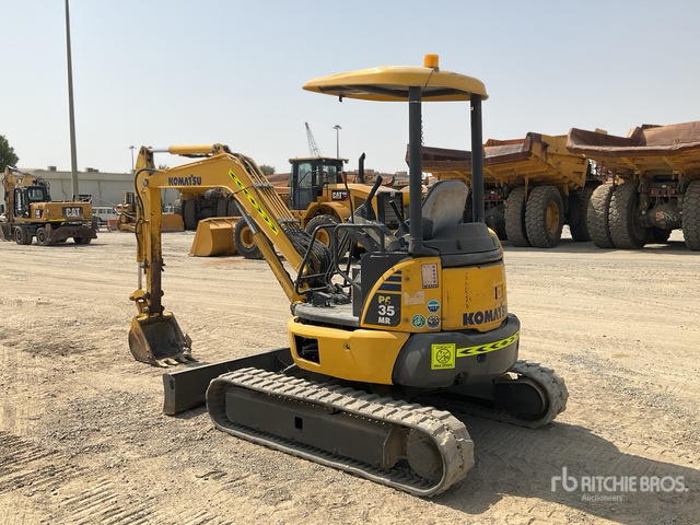 2015 Komatsu PC35MR-3 - Mini pelle: photos 3 2015 Komatsu PC35MR-3 - Mini pelle: photos 3