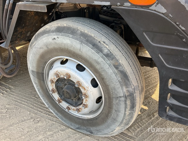 2015 Tata Daewoo Novus SE 2015 Dong Yang SS7506S 20 ton S ... Flatbed Truck with Crane - Camion plateau, Camion grue: photos 4 2015 Tata Daewoo Novus SE 2015 Dong Yang SS7506S 20 ton S ... Flatbed Truck with Crane - Camion plateau, Camion grue: photos 4