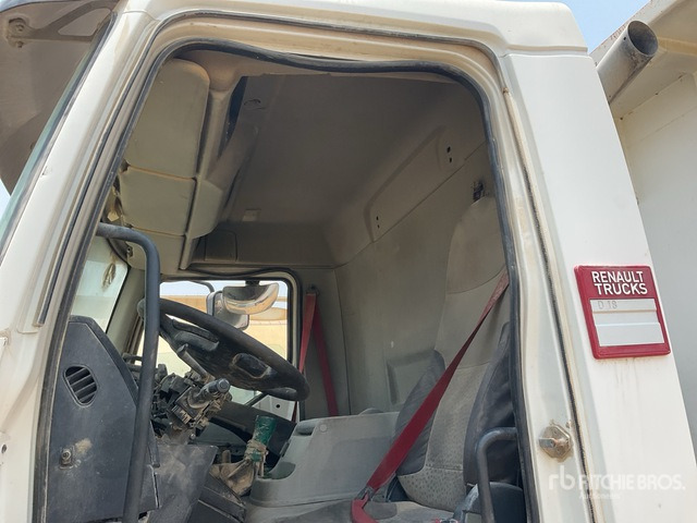 2016 Renault D18 4x2 (Inoperable) S/A Dump Truck - Camion benne: photos 5 2016 Renault D18 4x2 (Inoperable) S/A Dump Truck - Camion benne: photos 5