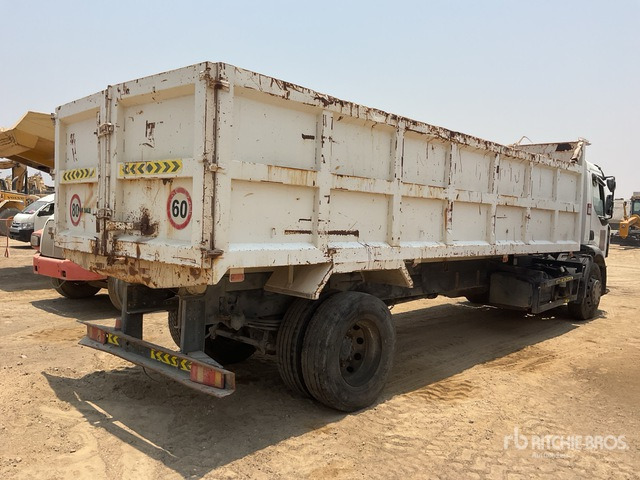 2016 Renault D18 4x2 (Inoperable) S/A Dump Truck - Camion benne: photos 3 2016 Renault D18 4x2 (Inoperable) S/A Dump Truck - Camion benne: photos 3
