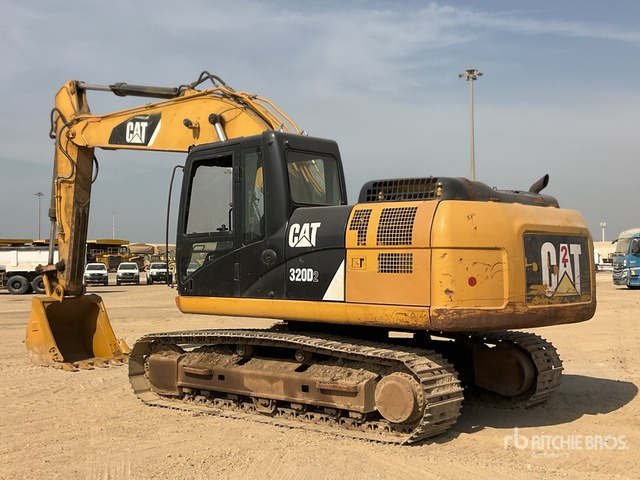 2017 Cat 320D2 Tracked Excavator - Pelle sur chenille: photos 3 2017 Cat 320D2 Tracked Excavator - Pelle sur chenille: photos 3