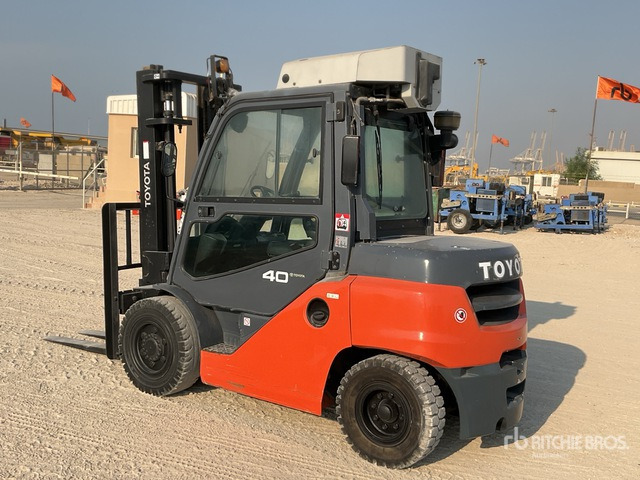 2018 Toyota 8FD40N 4 ton Forklift - Chariot élévateur diesel: photos 2 2018 Toyota 8FD40N 4 ton Forklift - Chariot élévateur diesel: photos 2