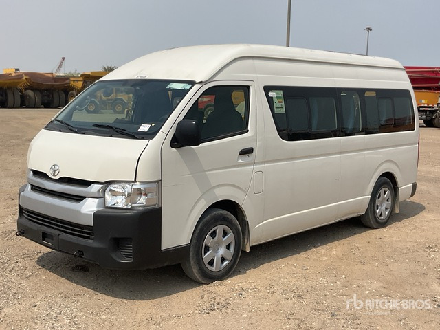 2019 Toyota Hiace 4x2 14-Seat Mini Bus - Minibus, Transport de personnes: photos 1 2019 Toyota Hiace 4x2 14-Seat Mini Bus - Minibus, Transport de personnes: photos 1