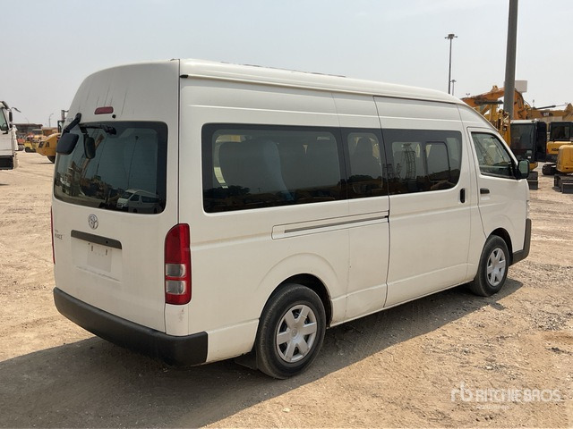 2019 Toyota Hiace 4x2 14-Seat Mini Bus - Minibus, Transport de personnes: photos 3 2019 Toyota Hiace 4x2 14-Seat Mini Bus - Minibus, Transport de personnes: photos 3