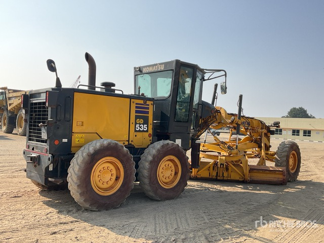 2020 Komatsu GD535-5 Motor Grader - Niveleuse: photos 3 2020 Komatsu GD535-5 Motor Grader - Niveleuse: photos 3