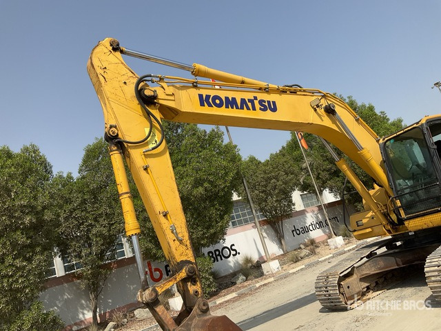 2020 Komatsu PC220-8M0 - Pelle sur chenille: photos 5 2020 Komatsu PC220-8M0 - Pelle sur chenille: photos 5
