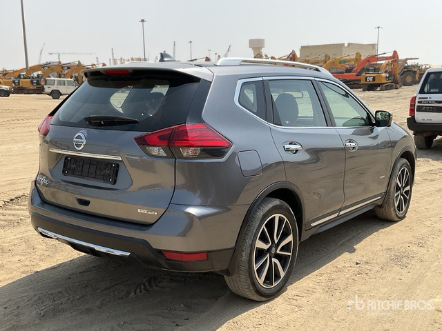 2020 Nissan X-Trail Hybrid SUV - SUV: photos 3 2020 Nissan X-Trail Hybrid SUV - SUV: photos 3