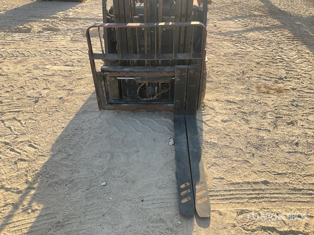 Toyota 7FBEU20 Electric Forklift - Chariot élévateur électrique: photos 4 Toyota 7FBEU20 Electric Forklift - Chariot élévateur électrique: photos 4