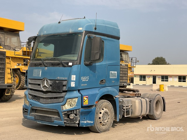 2015 Mercedes-Benz Actross 1843LS 4x2 S/A Sleeper Truck Tractor - Tracteur routier: photos 1 2015 Mercedes-Benz Actross 1843LS 4x2 S/A Sleeper Truck Tractor - Tracteur routier: photos 1