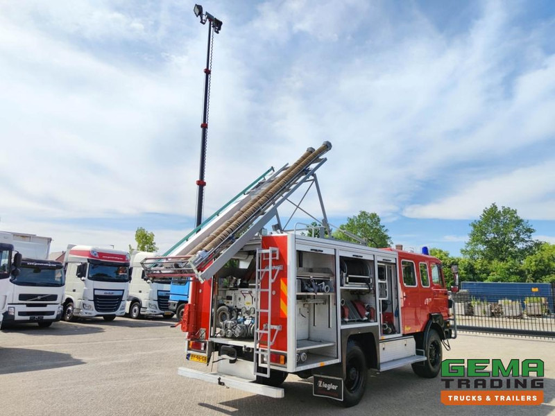 DAF FAV 1800 DHTD 360 4x4 Dubbel Cab (10 pers)  Ziegler TS10 LD2800 HD265 T2000 - TopCondition! (V484) - Camion de pompier: photos 3 DAF FAV 1800 DHTD 360 4x4 Dubbel Cab (10 pers)  Ziegler TS10 LD2800 HD265 T2000 - TopCondition! (V484) - Camion de pompier: photos 3