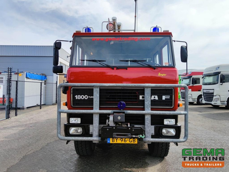 DAF FAV 1800 DHTD 360 4x4 Dubbel Cab (10 pers)  Ziegler TS10 LD2800 HD265 T2000 - TopCondition! (V484) - Camion de pompier: photos 5 DAF FAV 1800 DHTD 360 4x4 Dubbel Cab (10 pers)  Ziegler TS10 LD2800 HD265 T2000 - TopCondition! (V484) - Camion de pompier: photos 5