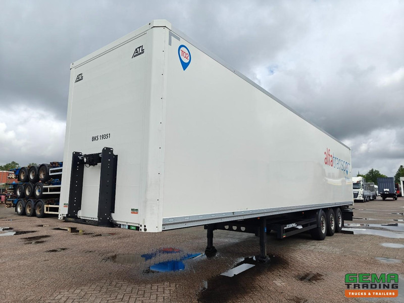 Kögel S24-1 3-Assen SAF - Schijfremmen - Gesloten Opbouw - Semi-remorque fourgon: photos 1 Kögel S24-1 3-Assen SAF - Schijfremmen - Gesloten Opbouw - Semi-remorque fourgon: photos 1