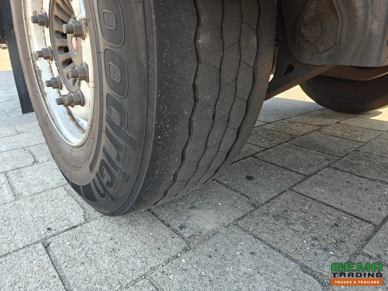 Semi-remorque fourgon SYSTEM TRAILERS GS PRS 18 2-Assen SAF - LiftAs en StuurAs - Schijfremmen - Gesloten Opbouw - Laadklep 2000KG: photos 18 Semi-remorque fourgon SYSTEM TRAILERS GS PRS 18 2-Assen SAF - LiftAs en StuurAs - Schijfremmen - Gesloten Opbouw - Laadklep 2000KG: photos 18