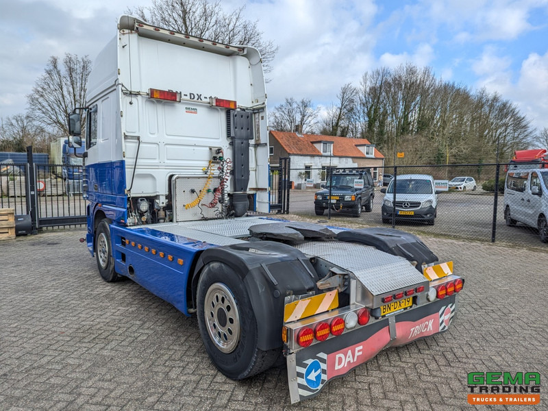 DAF 95XF.480 4x2 Superspacecab Euro3 - Handgeschakeld - Limited Edition Interieur - Side Skirts - Luchthoorns - Tracteur routier: photos 4 DAF 95XF.480 4x2 Superspacecab Euro3 - Handgeschakeld - Limited Edition Interieur - Side Skirts - Luchthoorns - Tracteur routier: photos 4