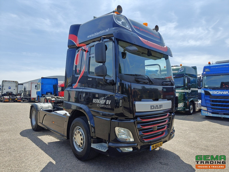 DAF CF 440 FT 4x2 Spacecab Euro6A - SchuifSchotel - Nato - Tracteur routier: photos 2 DAF CF 440 FT 4x2 Spacecab Euro6A - SchuifSchotel - Nato - Tracteur routier: photos 2
