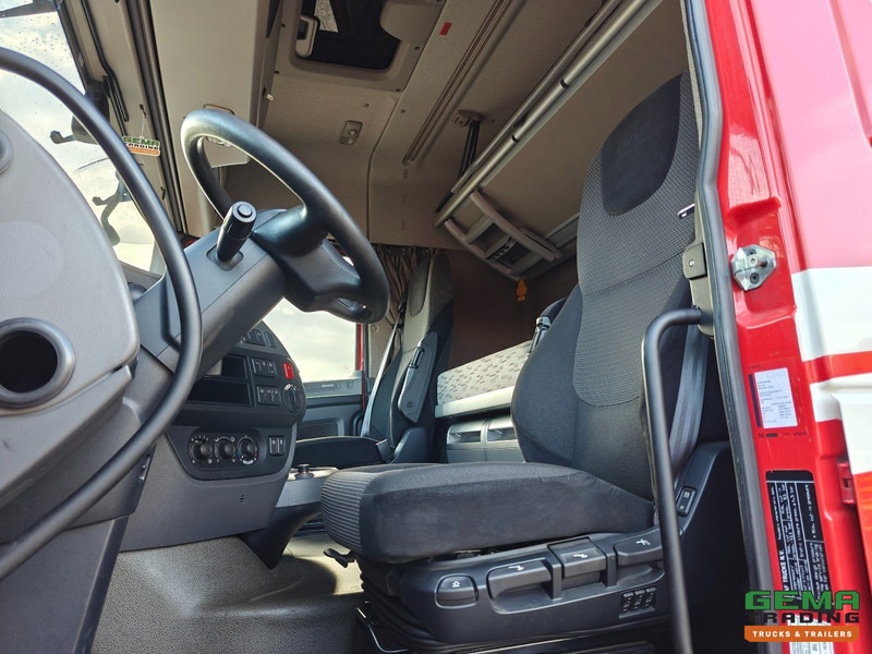 DAF XF 440 FT 4x2 Spacecab Euro6 - Retarder - ADR AT - 650.000KM - Tracteur routier: photos 5 DAF XF 440 FT 4x2 Spacecab Euro6 - Retarder - ADR AT - 650.000KM - Tracteur routier: photos 5