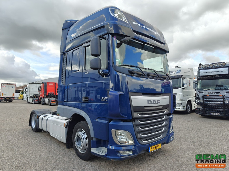 DAF XF 440 FT 4x2 SuperSpaceCab Euro6A - MEGA - Retarder - HandGeschakeld - 344.000KM! - Tracteur routier: photos 2 DAF XF 440 FT 4x2 SuperSpaceCab Euro6A - MEGA - Retarder - HandGeschakeld - 344.000KM! - Tracteur routier: photos 2