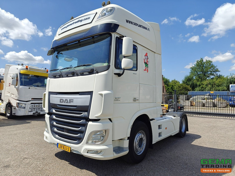 DAF XF 460 FT 4x2 SuperSpaceCab Euro6A - Retarder - WF/Kiep Hydrauliek - 02/2026 APK - Tracteur routier: photos 1 DAF XF 460 FT 4x2 SuperSpaceCab Euro6A - Retarder - WF/Kiep Hydrauliek - 02/2026 APK - Tracteur routier: photos 1