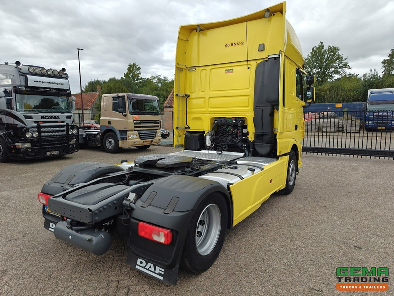DAF XF 530 FT 4x2 SuperSpaceCab Euro6D -Dubbele Tanks - Vollucht - TV - SMARTTacho V2 - 01/2026 APK - Tracteur routier: photos 3 DAF XF 530 FT 4x2 SuperSpaceCab Euro6D -Dubbele Tanks - Vollucht - TV - SMARTTacho V2 - 01/2026 APK - Tracteur routier: photos 3