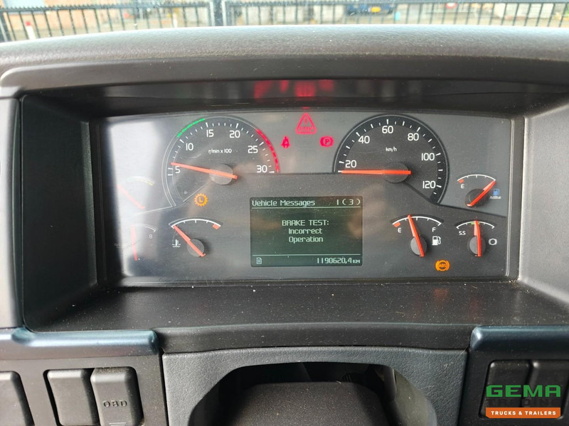 Volvo FH460 4x2 Globetrotter XL Euro5 - Handgeschakeld - Dubbele tanks - crédit-bail Volvo FH460 4x2 Globetrotter XL Euro5 - Handgeschakeld - Dubbele tanks: photos 16