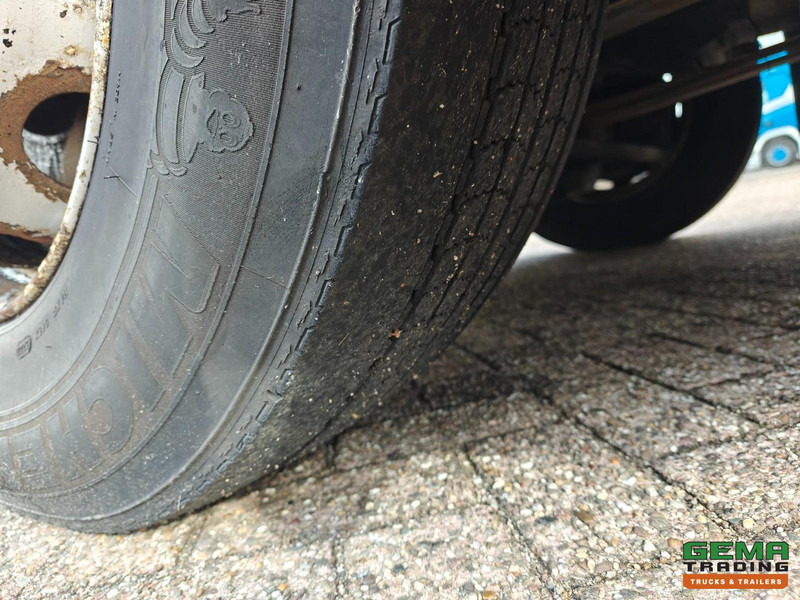 Volvo FH460 4x2 Globetrotter XL Euro5 - Handgeschakeld - Dubbele tanks - crédit-bail Volvo FH460 4x2 Globetrotter XL Euro5 - Handgeschakeld - Dubbele tanks: photos 19