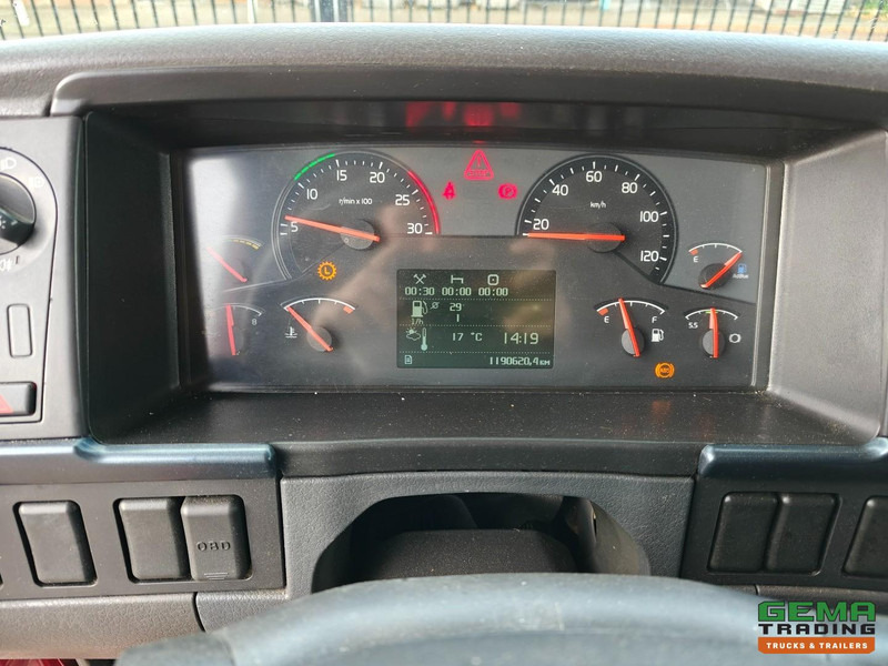 Volvo FH460 4x2 Globetrotter XL Euro5 - Handgeschakeld - Dubbele tanks - crédit-bail Volvo FH460 4x2 Globetrotter XL Euro5 - Handgeschakeld - Dubbele tanks: photos 15