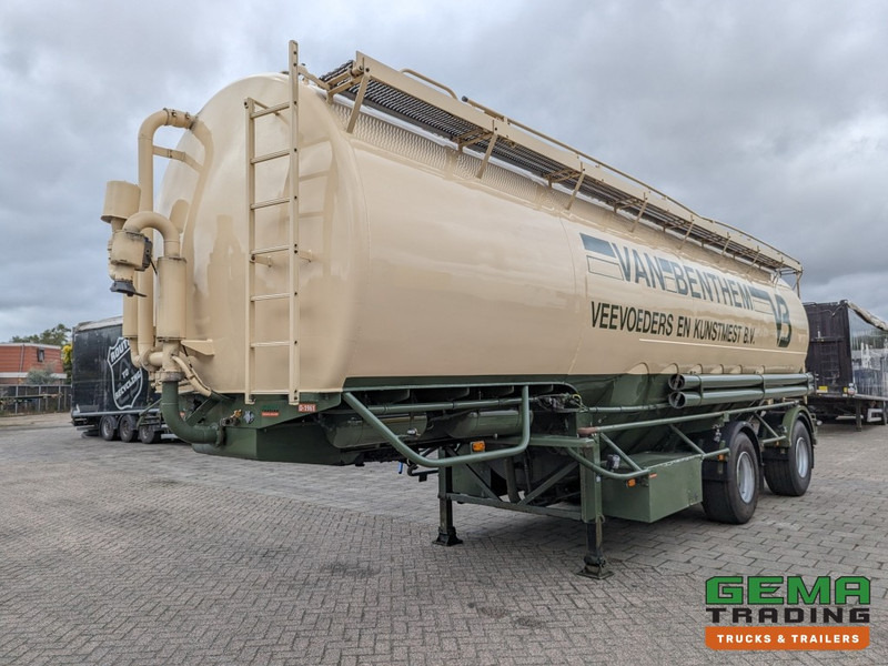 WELGRO 90WSL33-24 2-Assen SAF BULK MengVoeder / Futter 24m³ - Trommelremmen - StuurAs (O1961) - Semi-remorque citerne: photos 1 WELGRO 90WSL33-24 2-Assen SAF BULK MengVoeder / Futter 24m³ - Trommelremmen - StuurAs (O1961) - Semi-remorque citerne: photos 1