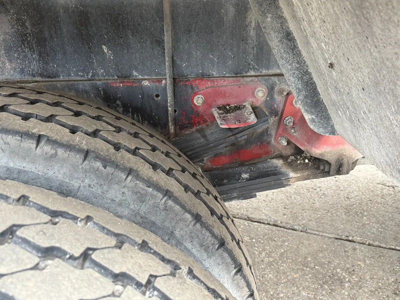 Camion pour transport de bitume Renault G260 4X2 ACMAR Bitumen Sprayer 10.000L Spring/Spring Manual Gear: photos 7