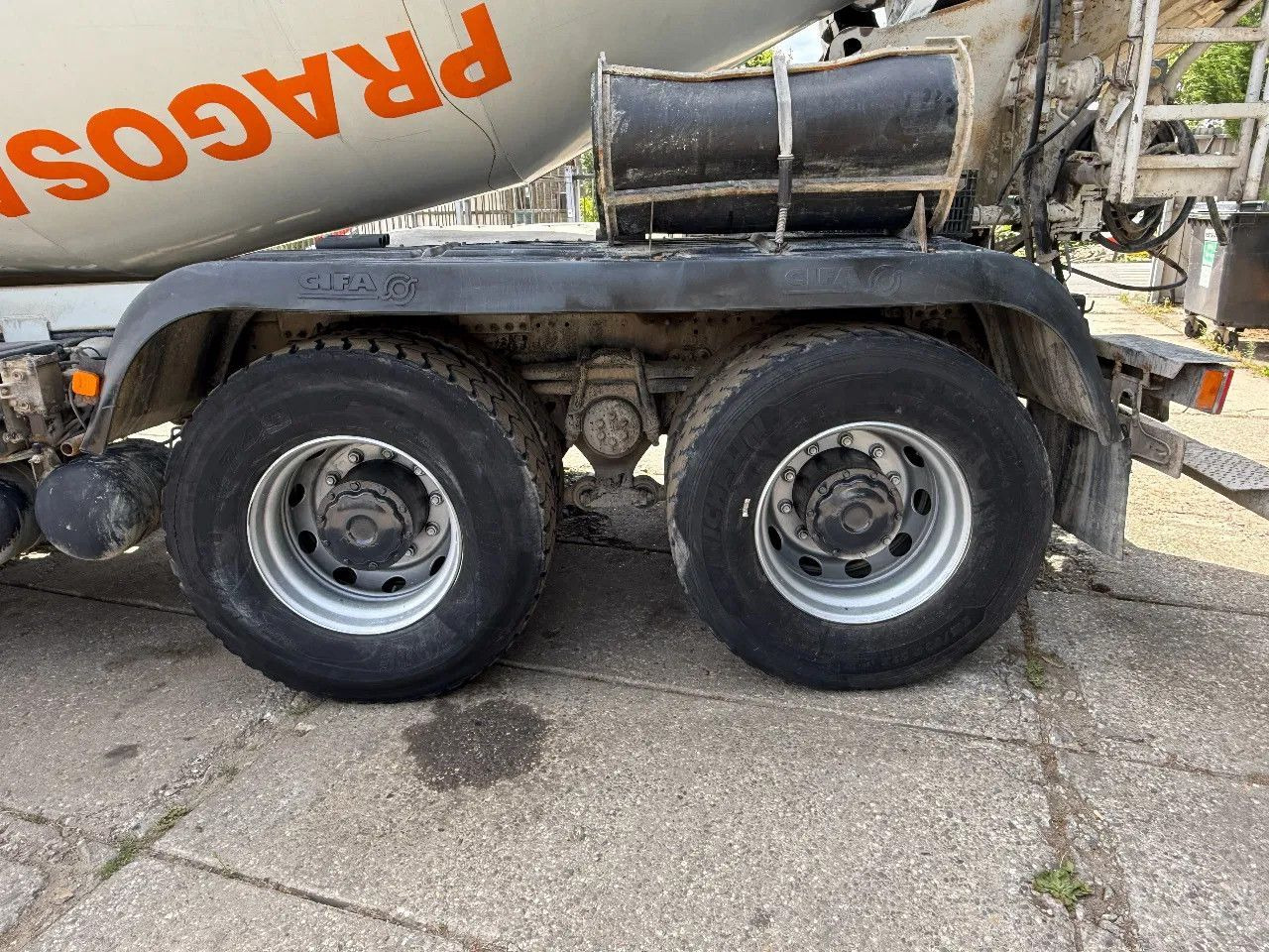 Camion malaxeur MAN TGA 35.360 8X4 CIFA Beton Mixer Spring/Spring ZF: photos 6