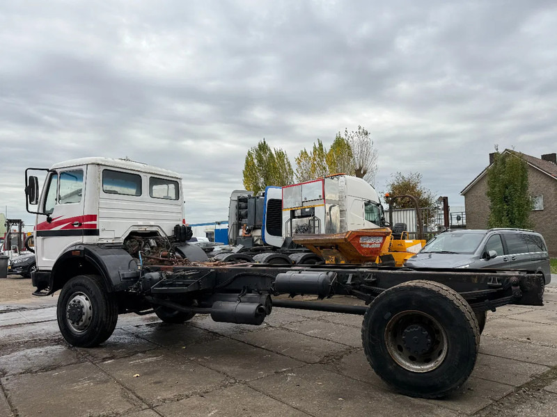 Mercedes-Benz 2036 V10 4X4 Chassis Spring/Spring Manual Gearbox - Châssis cabine: photos 3 Mercedes-Benz 2036 V10 4X4 Chassis Spring/Spring Manual Gearbox - Châssis cabine: photos 3