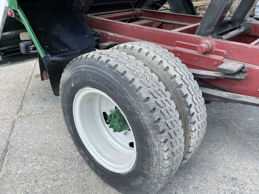 Mercedes-Benz 911 4X2 Tipper Manual Gear Spring/Spring *Top co Mercedes-Benz 911 4X2 Tipper Manual Gear Spring/Spring *Top co - Camion benne: photos 5 Mercedes-Benz 911 4X2 Tipper Manual Gear Spring/Spring *Top co Mercedes-Benz 911 4X2 Tipper Manual Gear Spring/Spring *Top co - Camion benne: photos 5