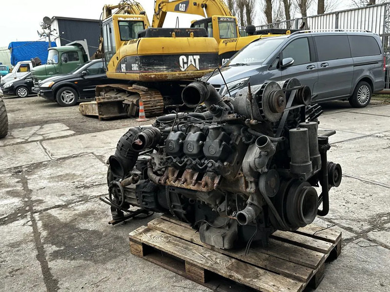 Mercedes-Benz OM 421 V6 Engine with Turbo 340HP + Gearbox - Moteur: photos 3 Mercedes-Benz OM 421 V6 Engine with Turbo 340HP + Gearbox - Moteur: photos 3