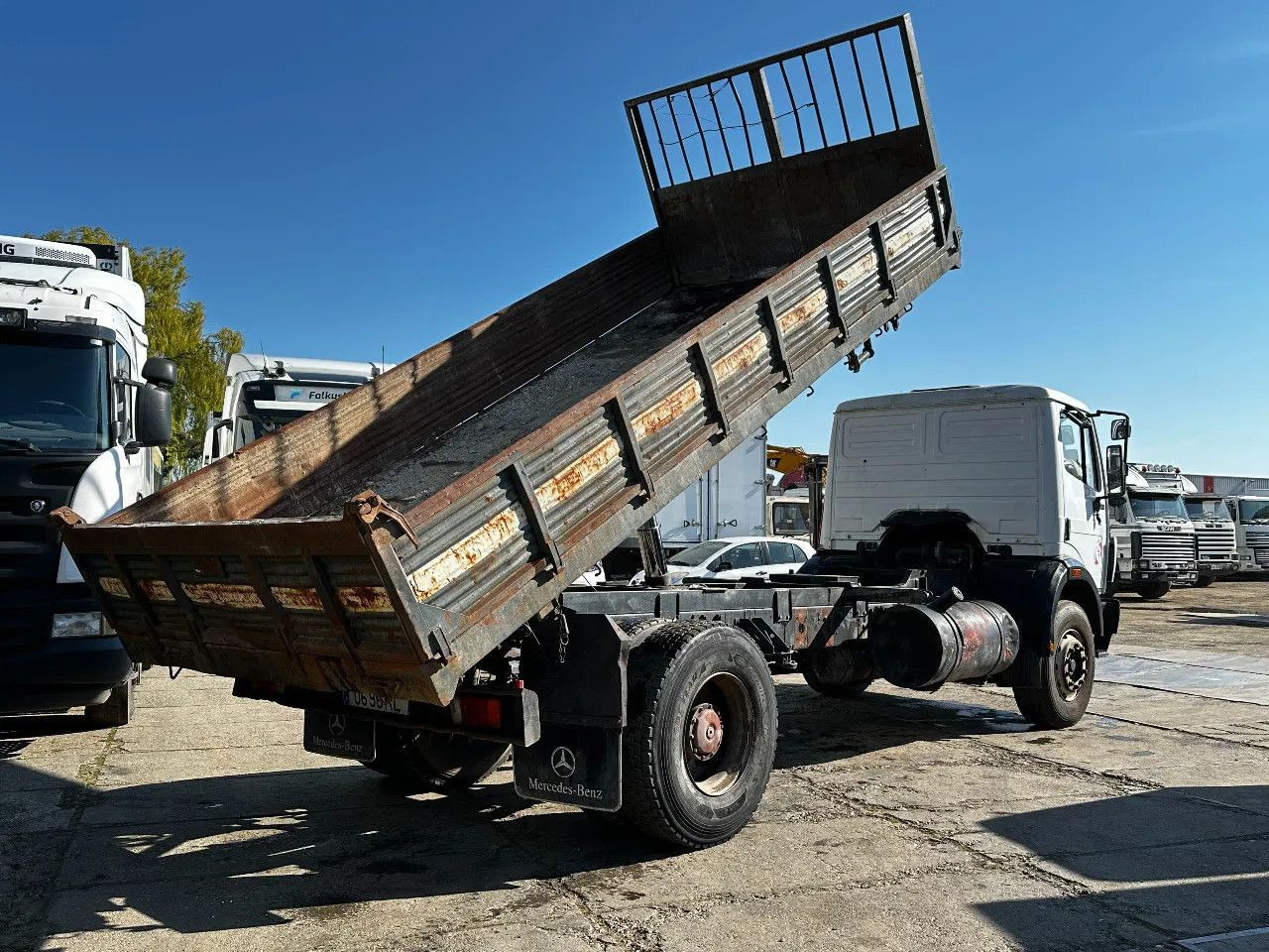 Mercedes-Benz SK 1733 V6 4X2 Tipper Spring/Spring EPS Manual G - Camion benne: photos 4 Mercedes-Benz SK 1733 V6 4X2 Tipper Spring/Spring EPS Manual G - Camion benne: photos 4
