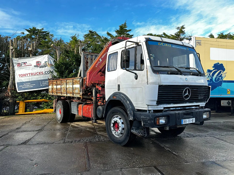 Mercedes-Benz SK 1935 V8 4X2 Tipper Spring/Spring AMCO V825 9T Crane - Camion benne, Camion grue: photos 1 Mercedes-Benz SK 1935 V8 4X2 Tipper Spring/Spring AMCO V825 9T Crane - Camion benne, Camion grue: photos 1