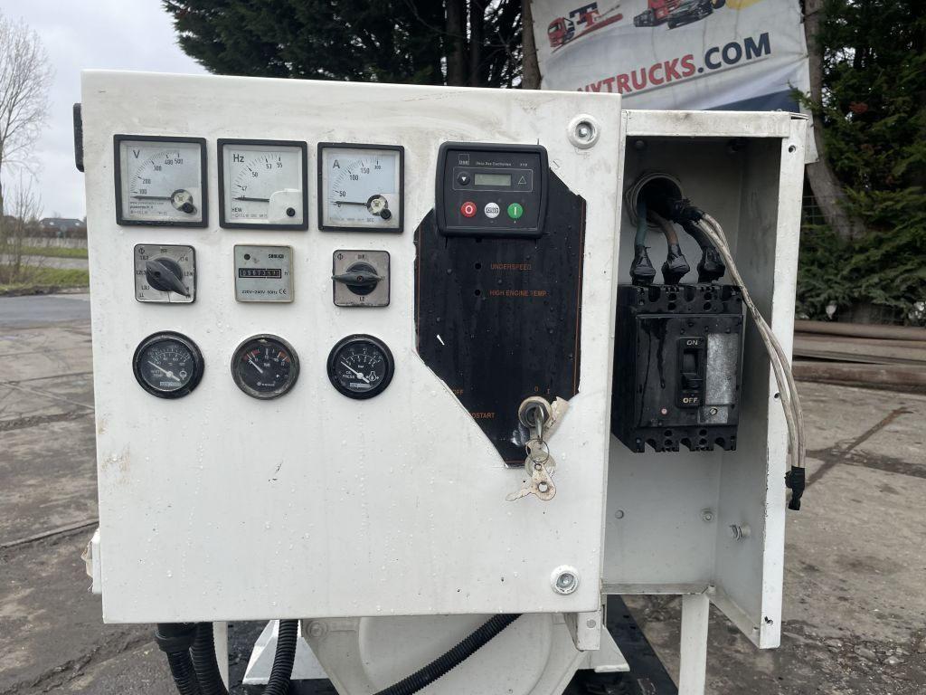 Groupe électrogène Perkins 100 KVA Generator 3 Phase Perkins  100 KVA Generator 3 Phase: photos 7