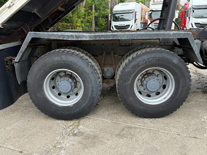 Renault Kerax 400 6X6 Tipper Spring/spring ZF Man Gear EURO 2 - Camion benne: photos 5 Renault Kerax 400 6X6 Tipper Spring/spring ZF Man Gear EURO 2 - Camion benne: photos 5