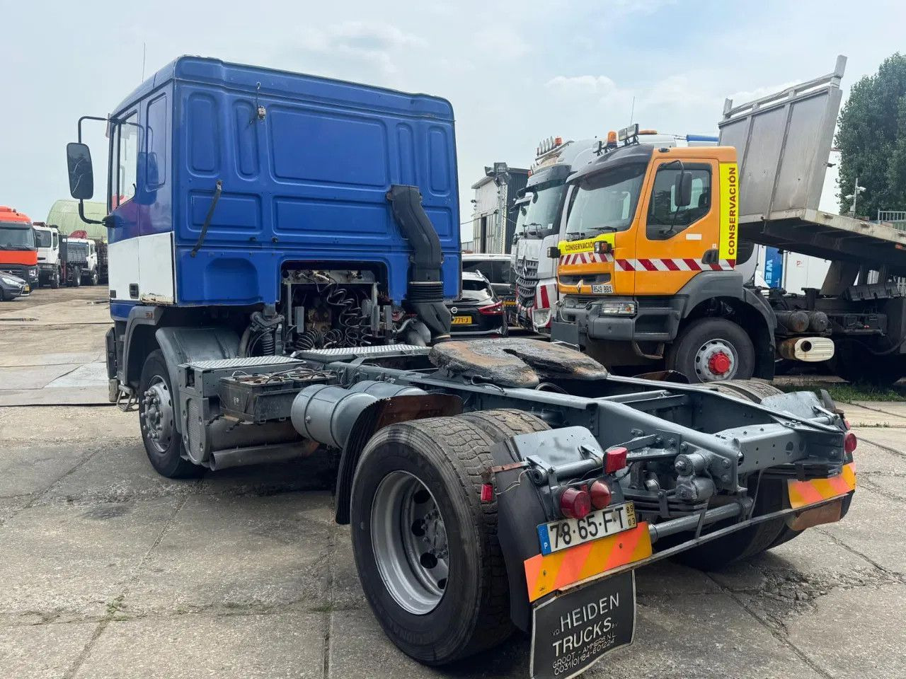 DAF 95.380 ATI 4X2 SPRING/SPRING ZF MAN GEARBOX - Tracteur routier: photos 4 DAF 95.380 ATI 4X2 SPRING/SPRING ZF MAN GEARBOX - Tracteur routier: photos 4