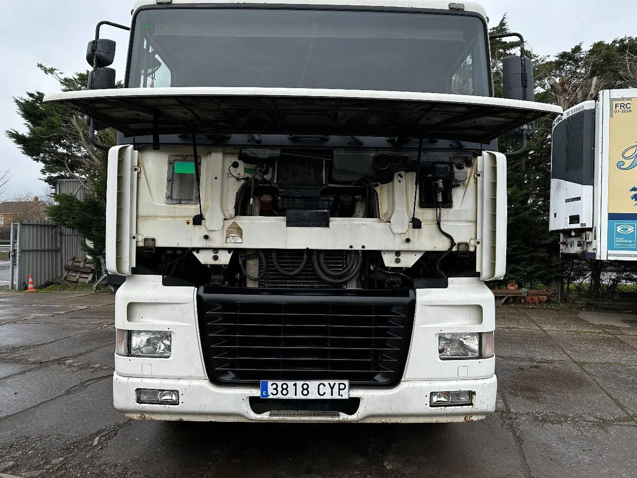DAF XF 95.380 4X2 Tractor-unit Spring/Air ZF Manual DAF XF 95.380 4X2 Tractor-unit Spring/Air ZF Manual - Tracteur routier: photos 5 DAF XF 95.380 4X2 Tractor-unit Spring/Air ZF Manual DAF XF 95.380 4X2 Tractor-unit Spring/Air ZF Manual - Tracteur routier: photos 5