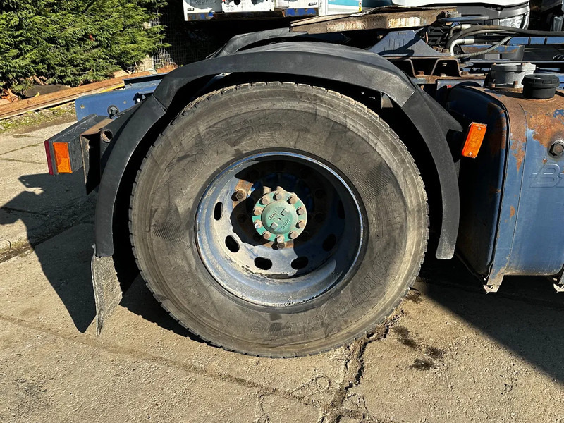 DAF XF 95.380 4X2 Tractor-unit Spring/Air ZF Manual Euro2 PTO - Tracteur routier: photos 5 DAF XF 95.380 4X2 Tractor-unit Spring/Air ZF Manual Euro2 PTO - Tracteur routier: photos 5