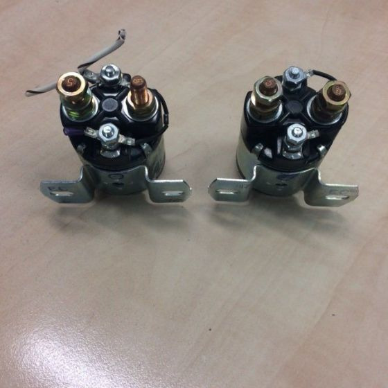 2XContactors for Scrubber vacuum cleaner Nilfisk BR 850 - Système électrique pour Autolaveuse: photos 2 2XContactors for Scrubber vacuum cleaner Nilfisk BR 850 - Système électrique pour Autolaveuse: photos 2