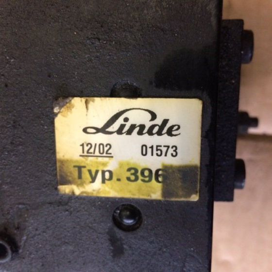 Accelerator assy. CHS-02/10, for Linde H50-80, Series 396-T - Système électrique pour Matériel de manutention: photos 2 Accelerator assy. CHS-02/10, for Linde H50-80, Series 396-T - Système électrique pour Matériel de manutention: photos 2