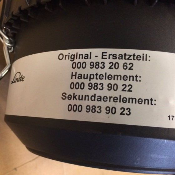 Air filter for Linde H25-35, Series 393-01, H40-50-500, Series 394-01 - Filtre à air pour Chariot élévateur: photos 3 Air filter for Linde H25-35, Series 393-01, H40-50-500, Series 394-01 - Filtre à air pour Chariot élévateur: photos 3